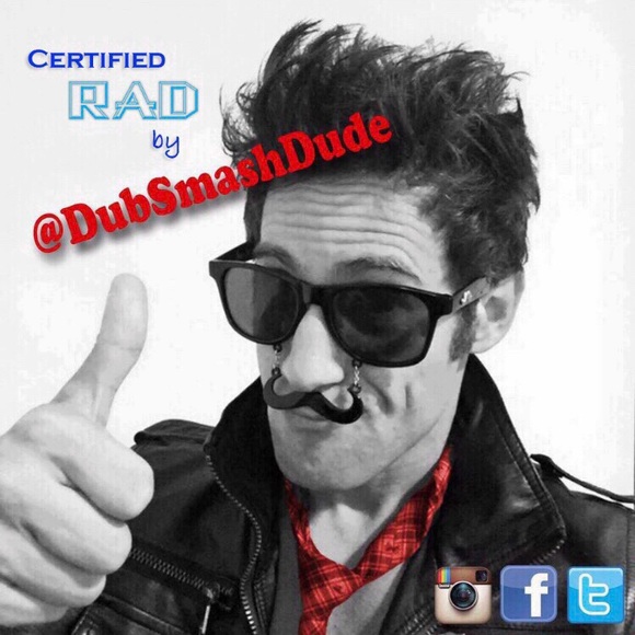 Nike DRI-FIT Sleeveless Youth Athletic Shirt - Picture 9 of 9